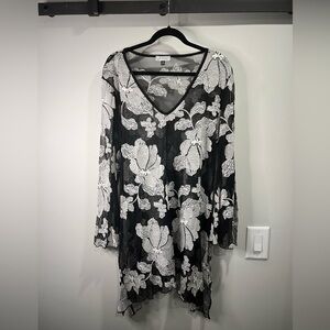 Vintage J Valdi floral sheer dress/bathing suit coverup. Great condition, XL